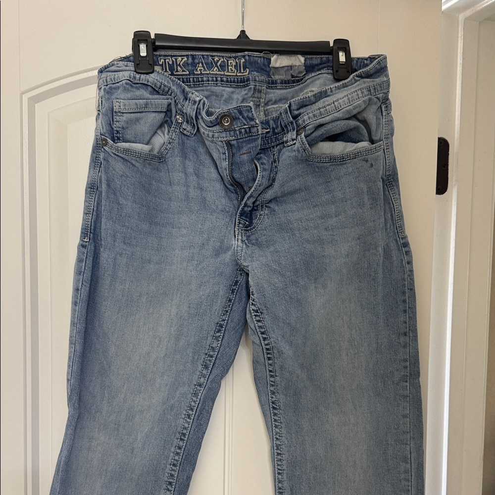 Relaxed Fit Light Blue Boyfriend Jeans